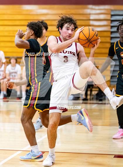 Thumbnail 1 in Clovis West vs. Oaks Christian photogallery.