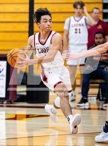 Thumbnail 2 in Clovis West vs. Oaks Christian photogallery.