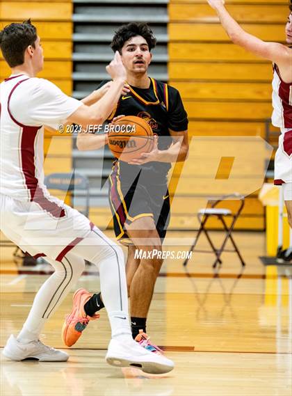 Thumbnail 1 in Clovis West vs. Oaks Christian photogallery.