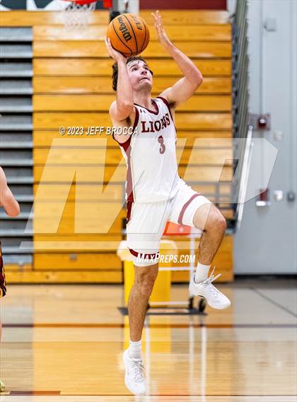 Thumbnail 2 in Clovis West vs. Oaks Christian photogallery.