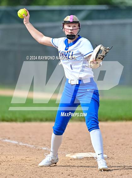 Thumbnail 1 in Fishers vs. Carmel photogallery.