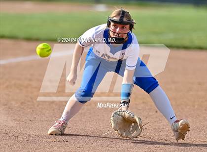 Thumbnail 3 in Fishers vs. Carmel photogallery.