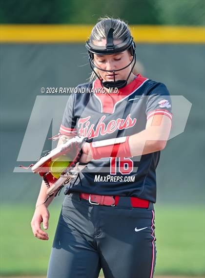 Thumbnail 2 in Fishers vs. Carmel photogallery.
