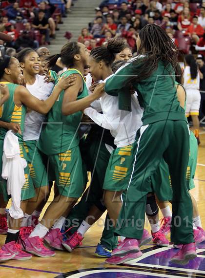 Thumbnail 1 in Berkeley vs Long Beach Poly (CIF State D1 Final) photogallery.