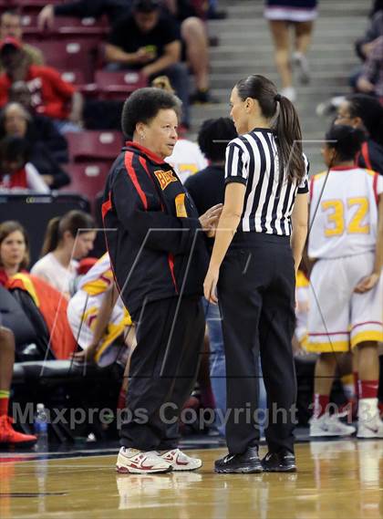 Thumbnail 3 in Berkeley vs Long Beach Poly (CIF State D1 Final) photogallery.
