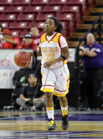 Thumbnail 2 in Berkeley vs Long Beach Poly (CIF State D1 Final) photogallery.
