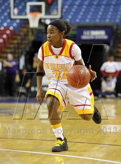 Thumbnail 2 in Berkeley vs Long Beach Poly (CIF State D1 Final) photogallery.