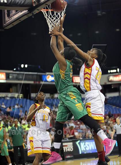 Thumbnail 3 in Berkeley vs Long Beach Poly (CIF State D1 Final) photogallery.