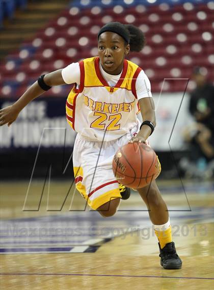 Thumbnail 1 in Berkeley vs Long Beach Poly (CIF State D1 Final) photogallery.
