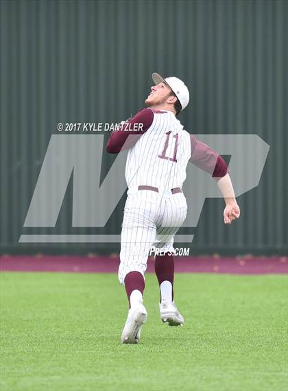 Thumbnail 2 in Iowa Park @ Bowie (Walker Stallcup Tournament) photogallery.