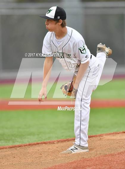 Thumbnail 1 in Iowa Park @ Bowie (Walker Stallcup Tournament) photogallery.