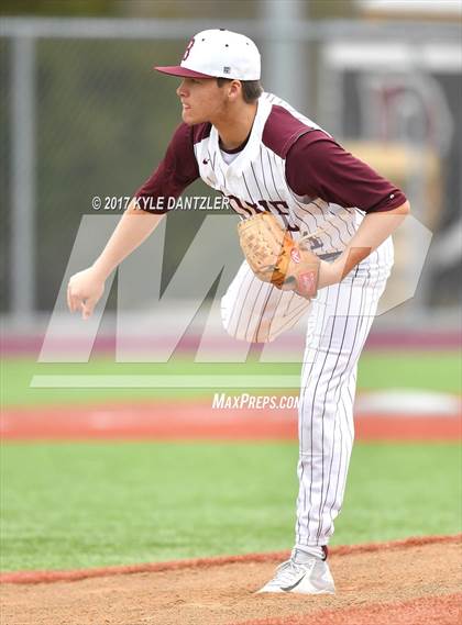 Thumbnail 2 in Iowa Park @ Bowie (Walker Stallcup Tournament) photogallery.