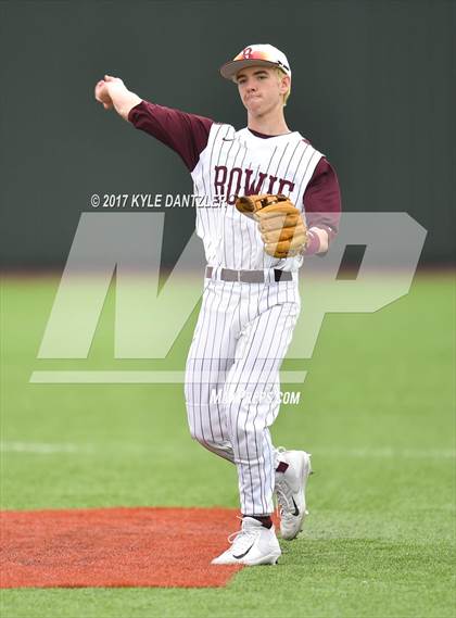 Thumbnail 3 in Iowa Park @ Bowie (Walker Stallcup Tournament) photogallery.