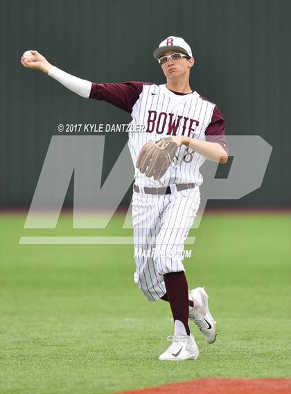 Thumbnail 3 in Iowa Park @ Bowie (Walker Stallcup Tournament) photogallery.