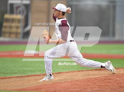 Thumbnail 2 in Iowa Park @ Bowie (Walker Stallcup Tournament) photogallery.