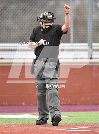 Thumbnail 3 in Iowa Park @ Bowie (Walker Stallcup Tournament) photogallery.