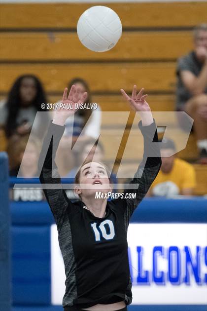 Thumbnail 1 in Regis Jesuit @ Highlands Ranch photogallery.