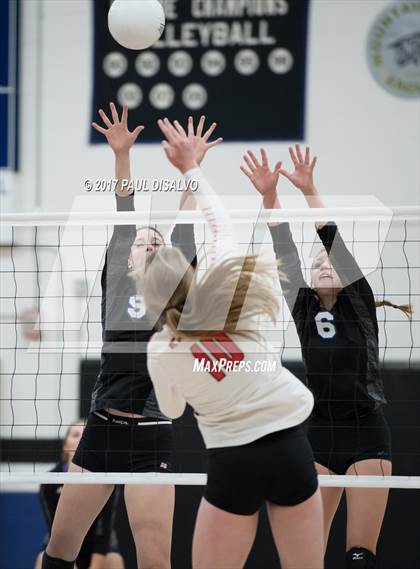 Thumbnail 3 in Regis Jesuit @ Highlands Ranch photogallery.