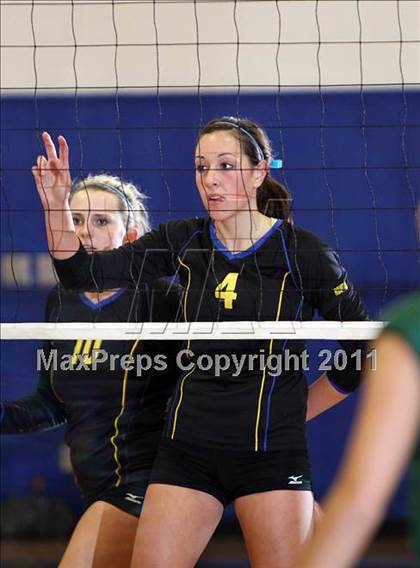 Thumbnail 2 in San Ramon Valley @ Foothill (CIF NCS D1 Final) photogallery.
