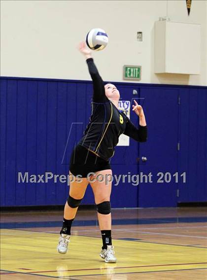 Thumbnail 2 in San Ramon Valley @ Foothill (CIF NCS D1 Final) photogallery.