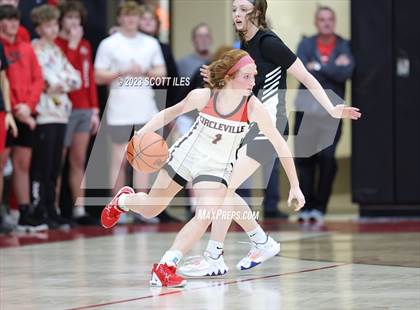 Thumbnail 2 in Waverly vs Circleville (OHSAA D2 Sectional Final) photogallery.