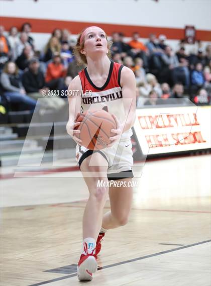 Thumbnail 3 in Waverly vs Circleville (OHSAA D2 Sectional Final) photogallery.