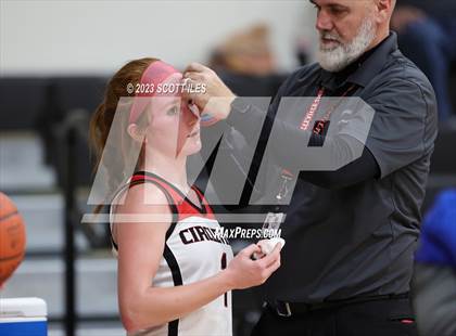 Thumbnail 2 in Waverly vs Circleville (OHSAA D2 Sectional Final) photogallery.