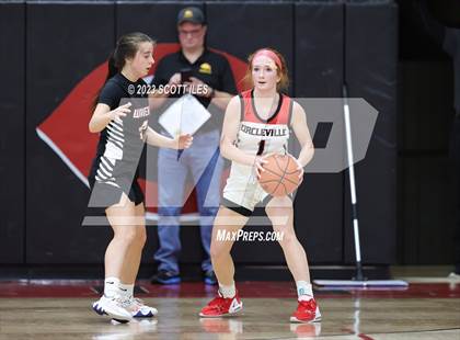 Thumbnail 3 in Waverly vs Circleville (OHSAA D2 Sectional Final) photogallery.