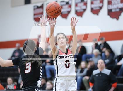 Thumbnail 1 in Waverly vs Circleville (OHSAA D2 Sectional Final) photogallery.