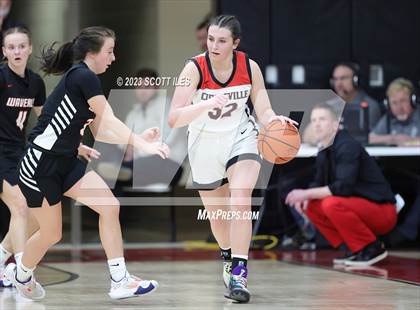 Thumbnail 1 in Waverly vs Circleville (OHSAA D2 Sectional Final) photogallery.