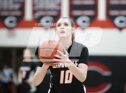 Thumbnail 1 in Waverly vs Circleville (OHSAA D2 Sectional Final) photogallery.