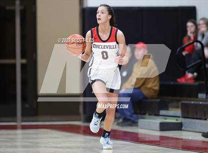 Thumbnail 1 in Waverly vs Circleville (OHSAA D2 Sectional Final) photogallery.