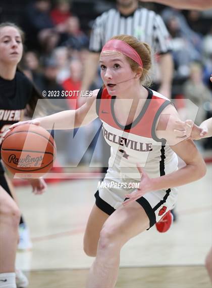 Thumbnail 2 in Waverly vs Circleville (OHSAA D2 Sectional Final) photogallery.
