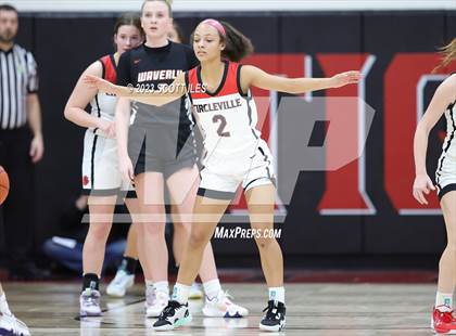 Thumbnail 3 in Waverly vs Circleville (OHSAA D2 Sectional Final) photogallery.