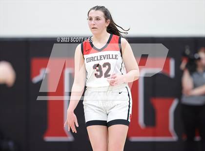 Thumbnail 2 in Waverly vs Circleville (OHSAA D2 Sectional Final) photogallery.