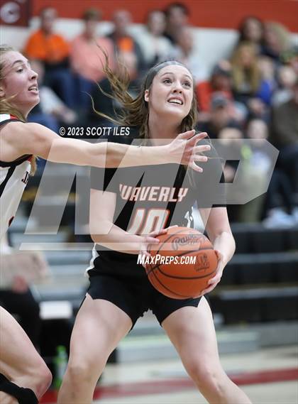 Thumbnail 2 in Waverly vs Circleville (OHSAA D2 Sectional Final) photogallery.
