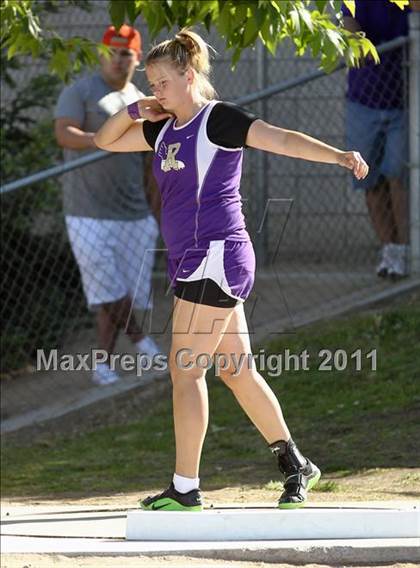 Thumbnail 1 in CIF CS Yosemite Area Finals (Shot Put) photogallery.