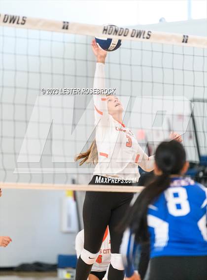 Thumbnail 3 in Karnes City @ Stacey (Hondo Volleyball Tournament) photogallery.