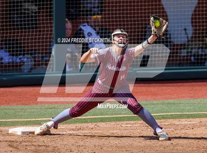Thumbnail 2 in Hallettsville vs. Grandview (UIL 3A Softball Semifinal) photogallery.
