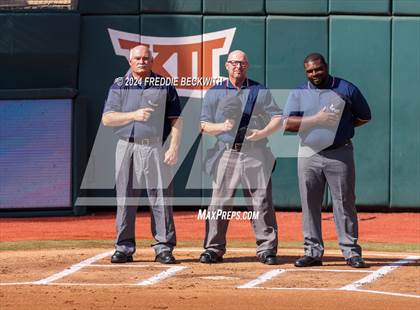 Thumbnail 3 in Hallettsville vs. Grandview (UIL 3A Softball Semifinal) photogallery.