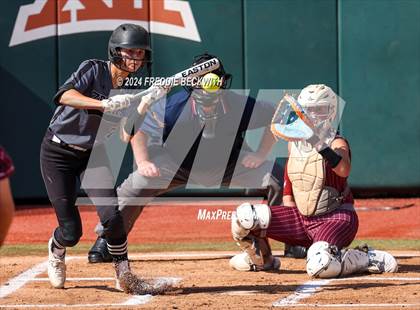Thumbnail 2 in Hallettsville vs. Grandview (UIL 3A Softball Semifinal) photogallery.
