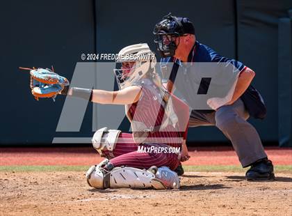 Thumbnail 2 in Hallettsville vs. Grandview (UIL 3A Softball Semifinal) photogallery.