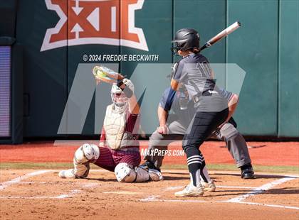 Thumbnail 3 in Hallettsville vs. Grandview (UIL 3A Softball Semifinal) photogallery.
