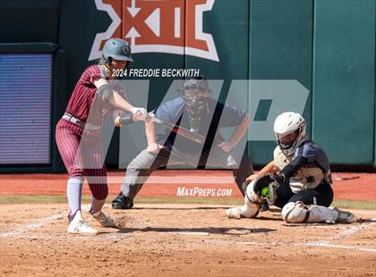Thumbnail 1 in Hallettsville vs. Grandview (UIL 3A Softball Semifinal) photogallery.