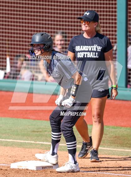 Thumbnail 2 in Hallettsville vs. Grandview (UIL 3A Softball Semifinal) photogallery.