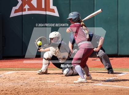 Thumbnail 1 in Hallettsville vs. Grandview (UIL 3A Softball Semifinal) photogallery.