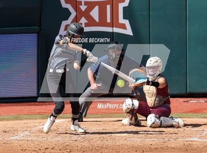 Thumbnail 3 in Hallettsville vs. Grandview (UIL 3A Softball Semifinal) photogallery.
