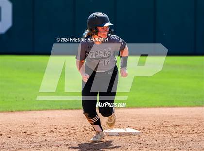 Thumbnail 3 in Hallettsville vs. Grandview (UIL 3A Softball Semifinal) photogallery.