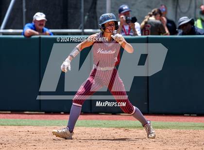 Thumbnail 2 in Hallettsville vs. Grandview (UIL 3A Softball Semifinal) photogallery.