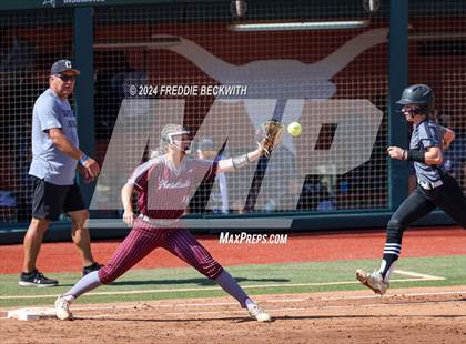 Thumbnail 3 in Hallettsville vs. Grandview (UIL 3A Softball Semifinal) photogallery.